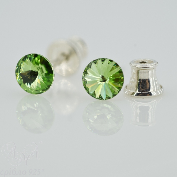 Пусети 1122 5.5мм Peridot Срібло 925 проби
